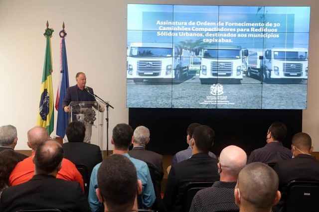 Espírito Santo terá mais 30 caminhões 0km para coleta de lixo nos municípios