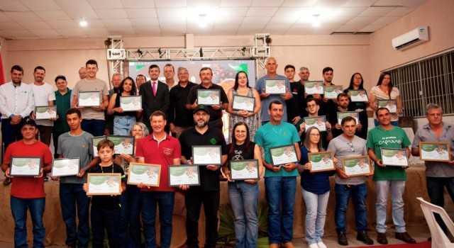 Concurso municipal entrega premiação aos melhores cafés arábica e conilon de Iúna