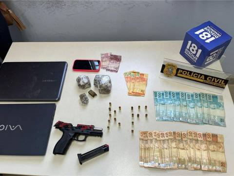 Operação policial apreende drogas e arma antes da festa de Divino de São Lourenço