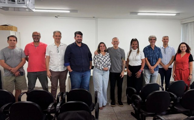 Contarato dialoga com Ufes e lideranças sobre curso de Medicina em Alegre