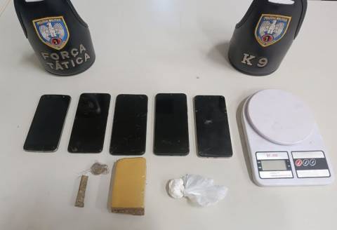 Pai e filho são detidos por tráfico de drogas na própria residência em Iúna