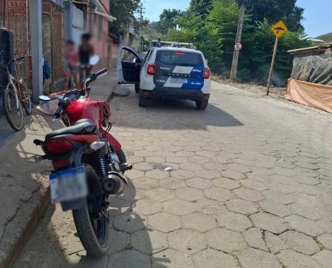 Suspeito leva motocicleta furtada de Iúna para tentar vender em Guaçuí