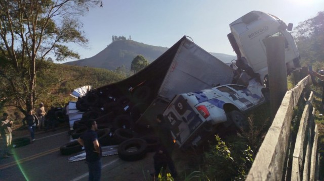 Acidente na BR-262: viatura da PM retornava de operação em Pequiá