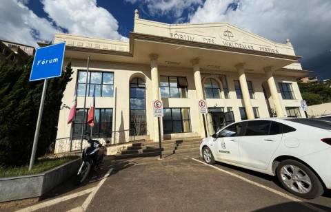 Juiz Eleitoral de Iúna julga improcedente ação contra prefeito, vice e ex-subsecretário