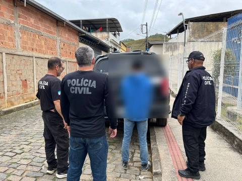 Adolescente é apreendido por tráfico de drogas e internado pela Polícia Civil em Guaçuí