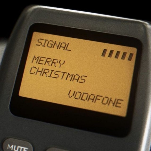 Nostalgia: primeira mensagem de texto (SMS) da história completa 33 anos nesta quarta-feira (03)