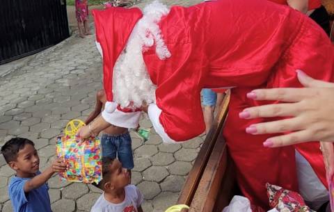 Natal Solidário distribui brinquedos para crianças de vários bairros e zona rural de Iúna
