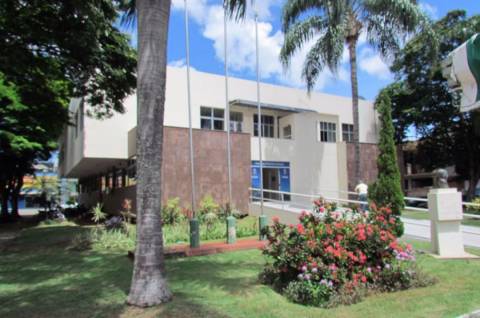 MPES ajuíza ações contra a Câmara Municipal de Guaçuí por irregularidades em cargos comissionados