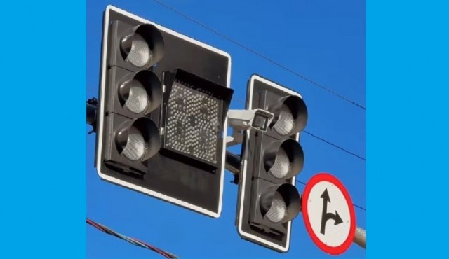 Novos semáforos começam a funcionar no trânsito de Iúna nesta quinta-feira (22)