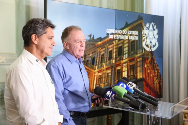 Casagrande anuncia renúncia e Ricardo Ferraço assume Governo do ES em abril