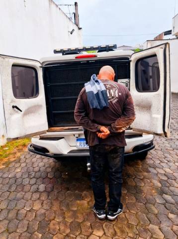 PM cumpre três mandados de prisão em Guaçuí