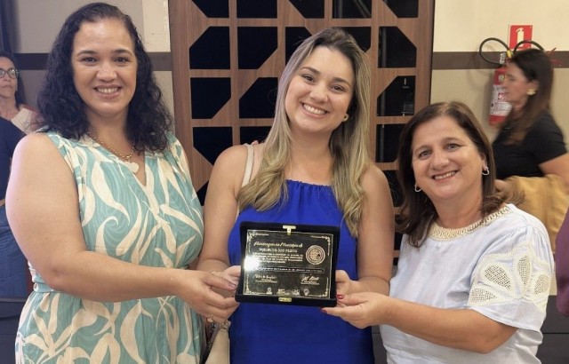 Dores do Rio Preto recebe Selo Ouro por avanços na alfabetização infantil