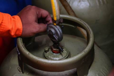 Botija de gás pega fogo e provoca incêndio em residência em Iúna