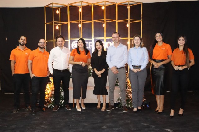 Cresol homenageia sócios fundadores de agência em Iúna