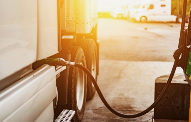 Espírito Santo adere a regime emergencial para conter preço do diesel