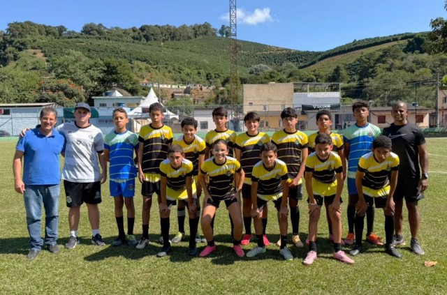 Iniciado Campeonato Regional Infantil de Futebol de Dores do Rio Preto