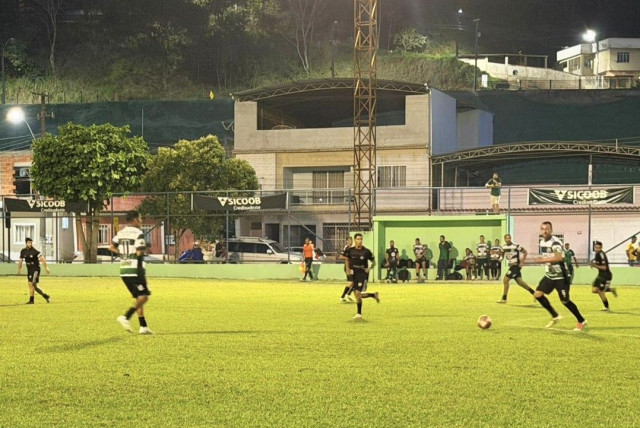 Jacá e Jobalu estão nas semifinais do Campeonato Regional de Dores do Rio Preto