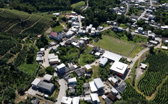 Escola Olavo Rodrigues da Costa articula implantação do NEEJA em Santa Marta