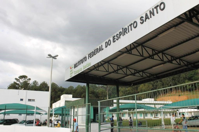 Parceria entre Ifes e Prefeitura de Ibatiba auxilia produtores rurais com análises de solo