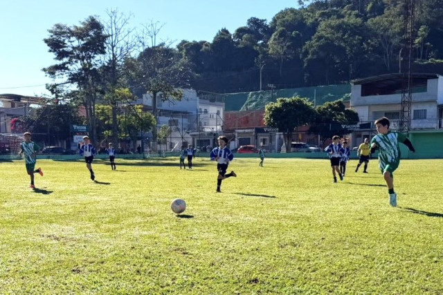 Campeonato Regional Infantil em Dores do Rio Preto define semifinalistas