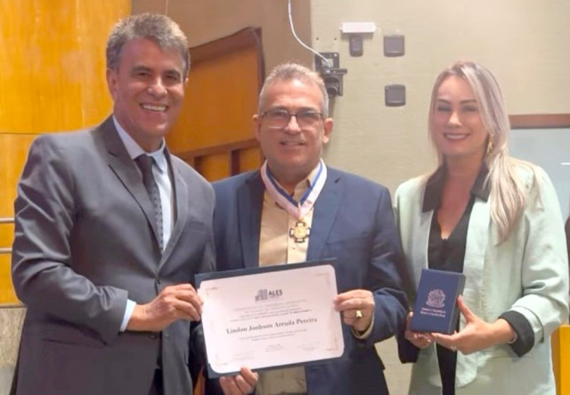 Assembleia Legislativa homenageia Dr. Lindon Jonhson com comenda estadual
