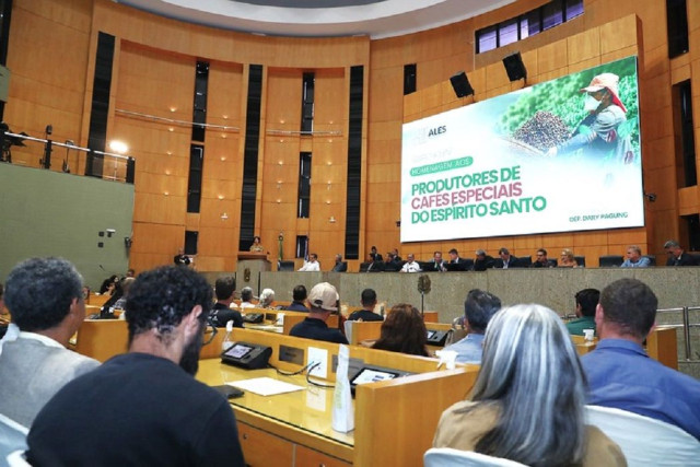 Assembleia Legislativa homenageia produtores de cafés especiais capixabas