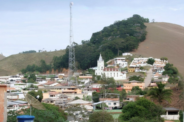 Educação: Divino de São Lourenço abre concurso público com 28 vagas para o magistério