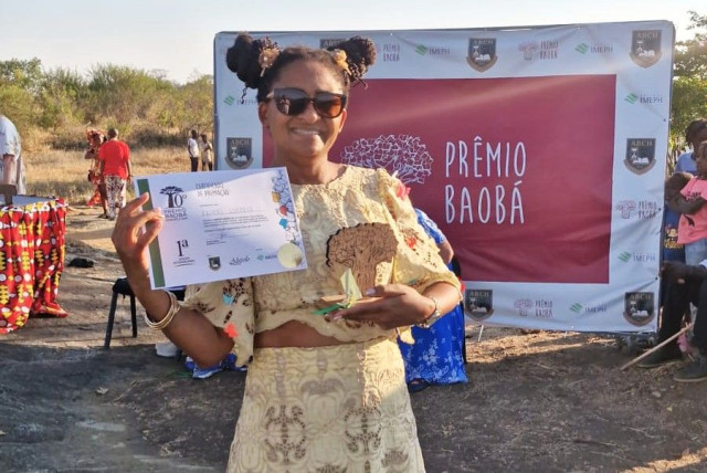 Contadora de histórias do Caparaó é homenageada no Prêmio Baobá em Angola