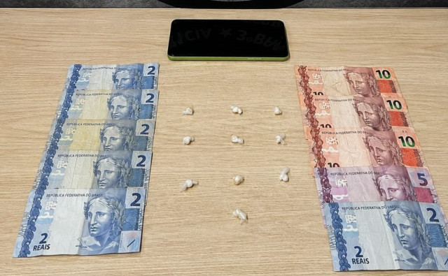Três homens são conduzidos após apreensão de drogas em Guaçuí