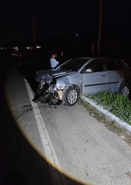 Veículo VW Polo envolvido em acidente na BR-482, entre Guaçuí e Celina, que deixou um adolescente morto e quatro feridos.